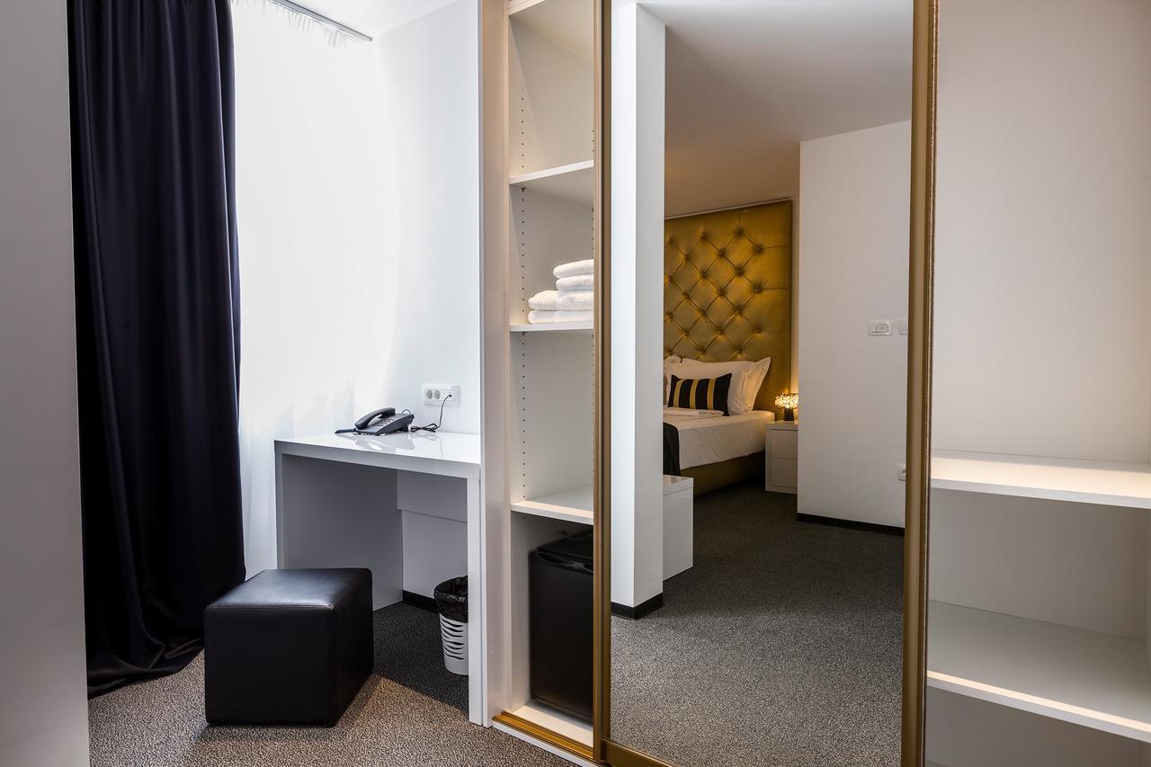 B Gold Luxury Rooms B&B Split Exterior foto